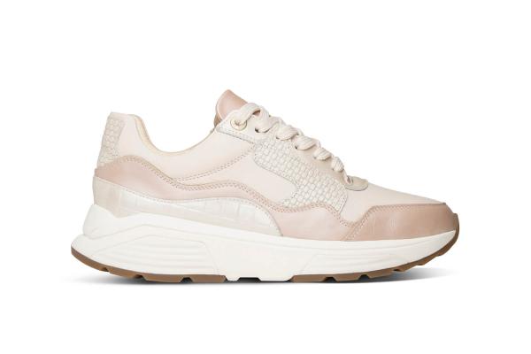 Golden_Gate_Lady_GX_1